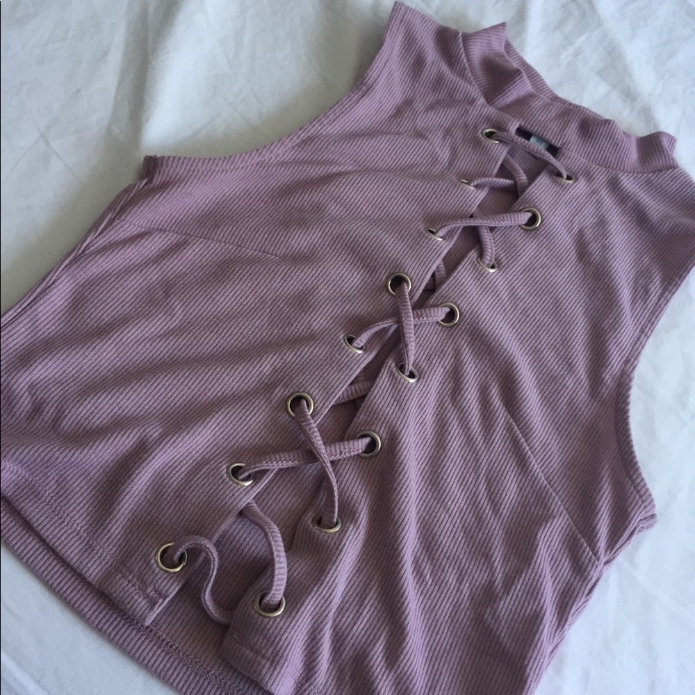 Light purple going out top, cross cross tank top